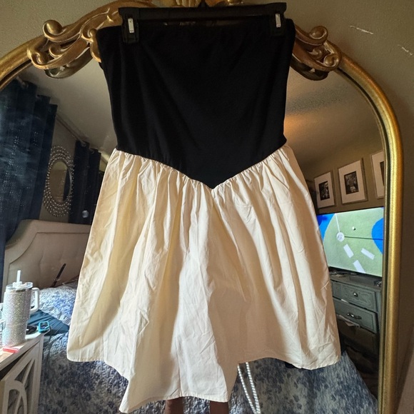 Black and cream Strapless tube top Dress - Picture 2 of 7